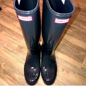 Hunter Navy Rain Boots